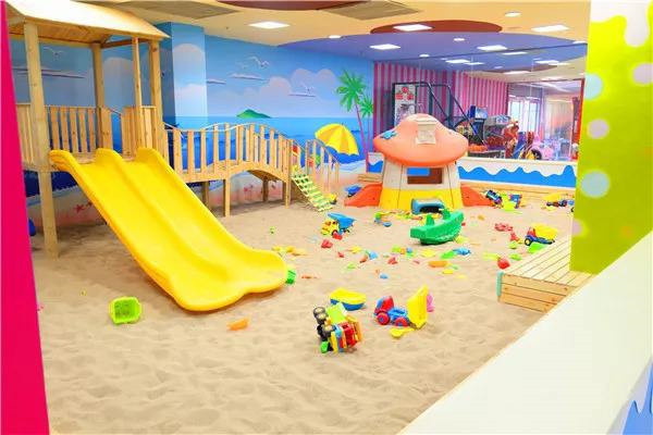 泰迪小孩儿童乐园